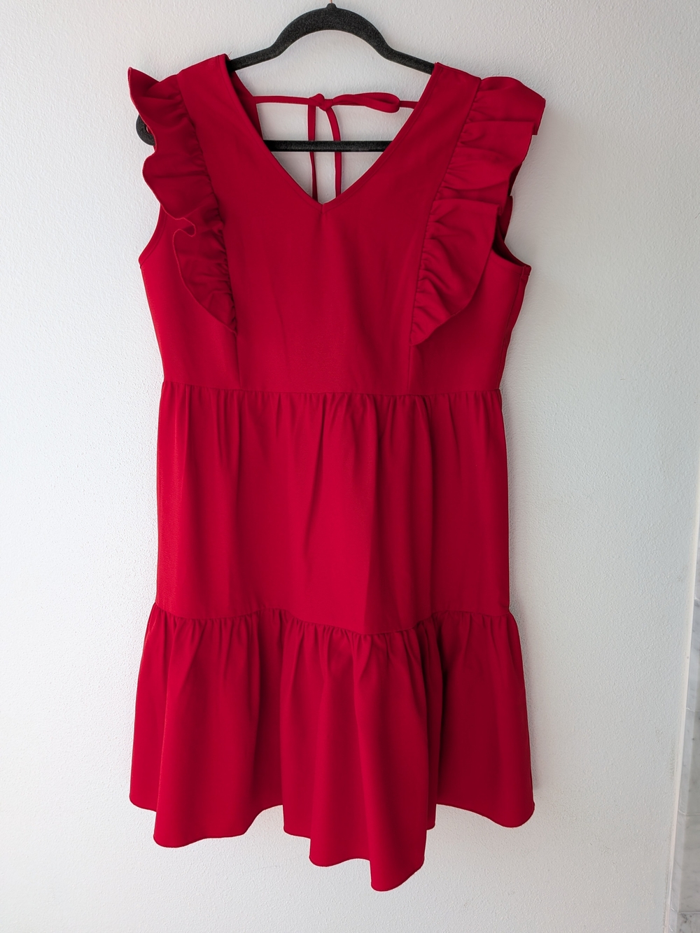 NWOT & Never Worn!! Red Ruffle Tiered Dress M